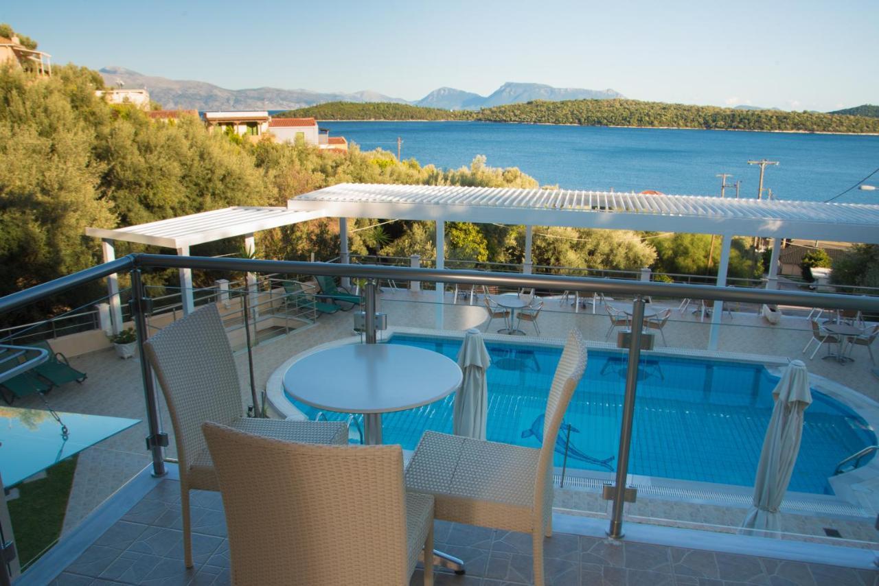 Ξενοδοχείο Oasis Περιγιάλι Εξωτερικό φωτογραφία