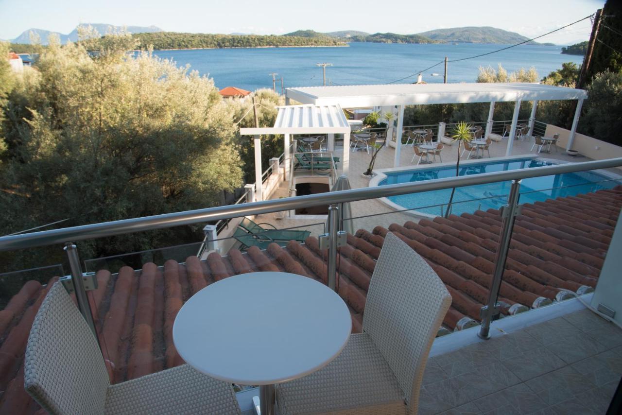 Ξενοδοχείο Oasis Περιγιάλι Εξωτερικό φωτογραφία