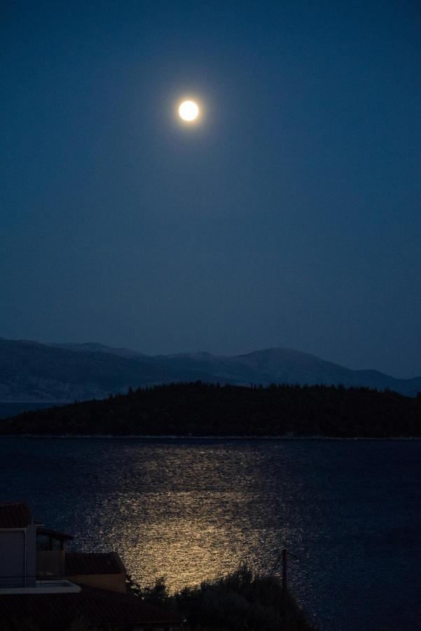 Ξενοδοχείο Oasis Περιγιάλι Εξωτερικό φωτογραφία