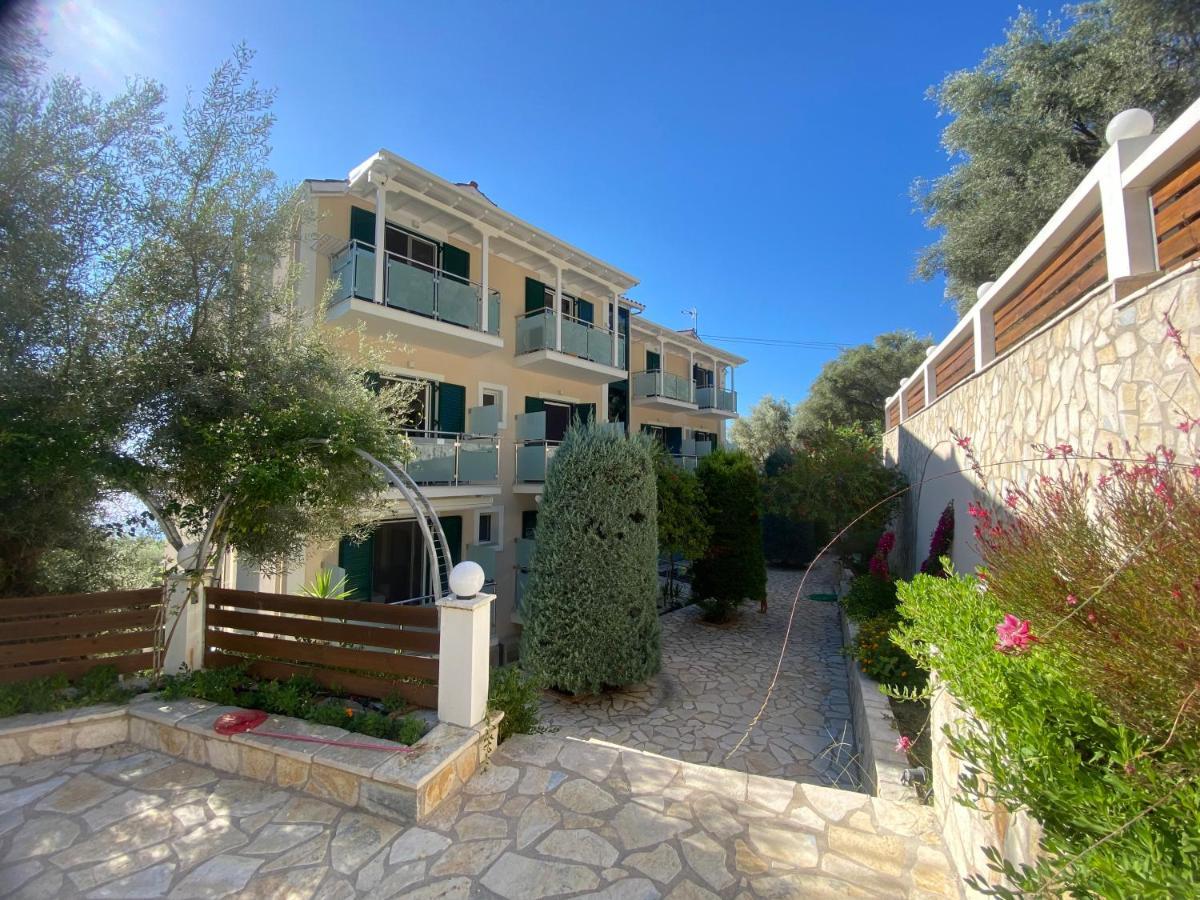 Ξενοδοχείο Oasis Περιγιάλι Εξωτερικό φωτογραφία